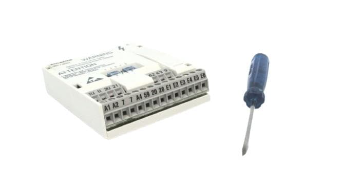 Application I/O Functional Module for 8200 Vector drives