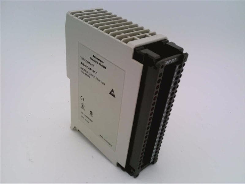 Discrete Output Module, 16 isolated outputs, 5–24 VDC, 3 A