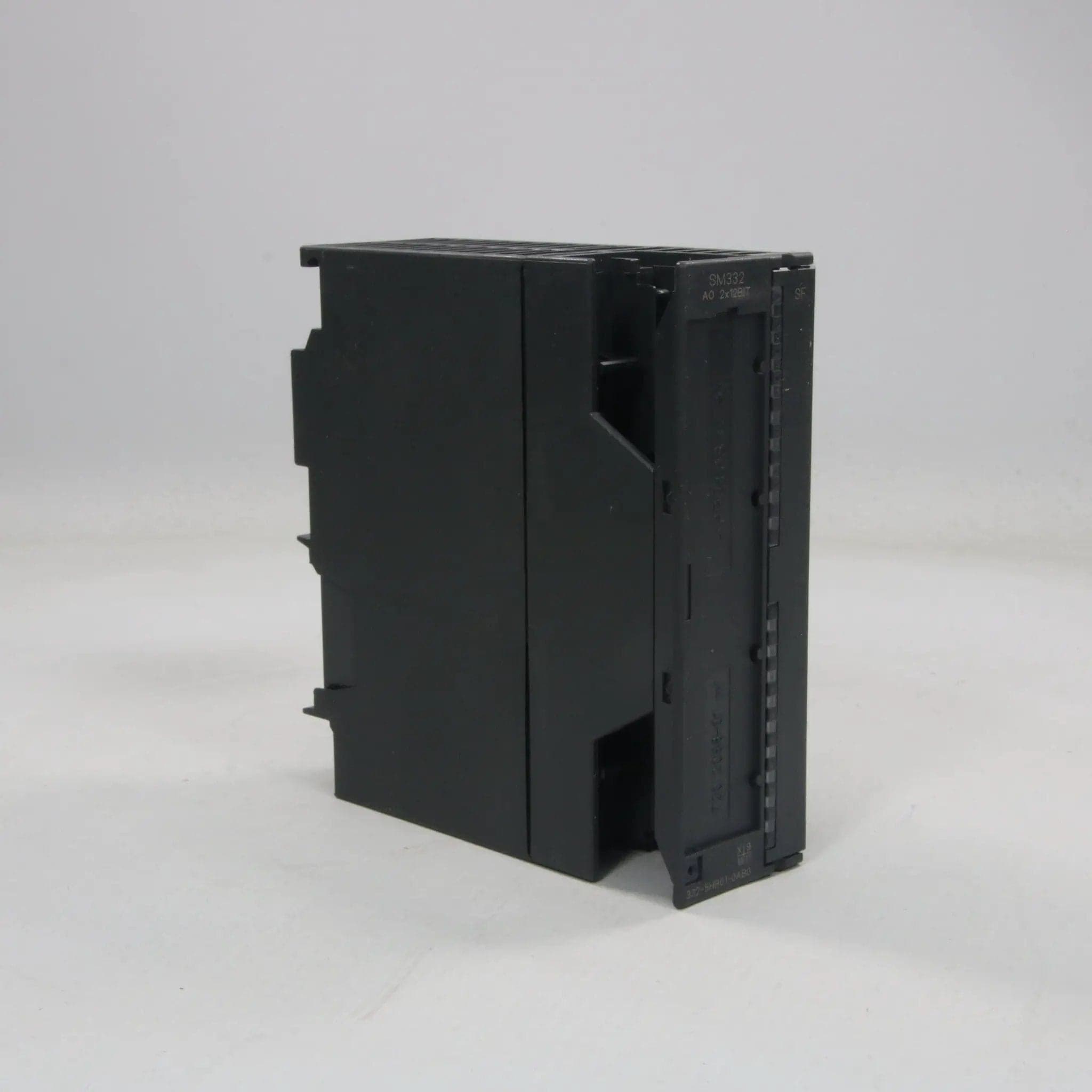 Siemens 6ES7 332-5HB01-0AB0 Analog Output Module SM332