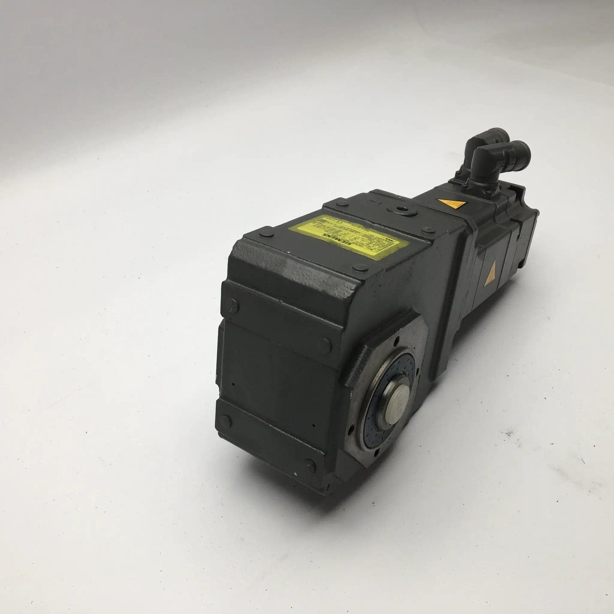 Siemens 1FK7042-5AF71-1SU5-Z Servo Motor 1FK70425AF711SU5Z