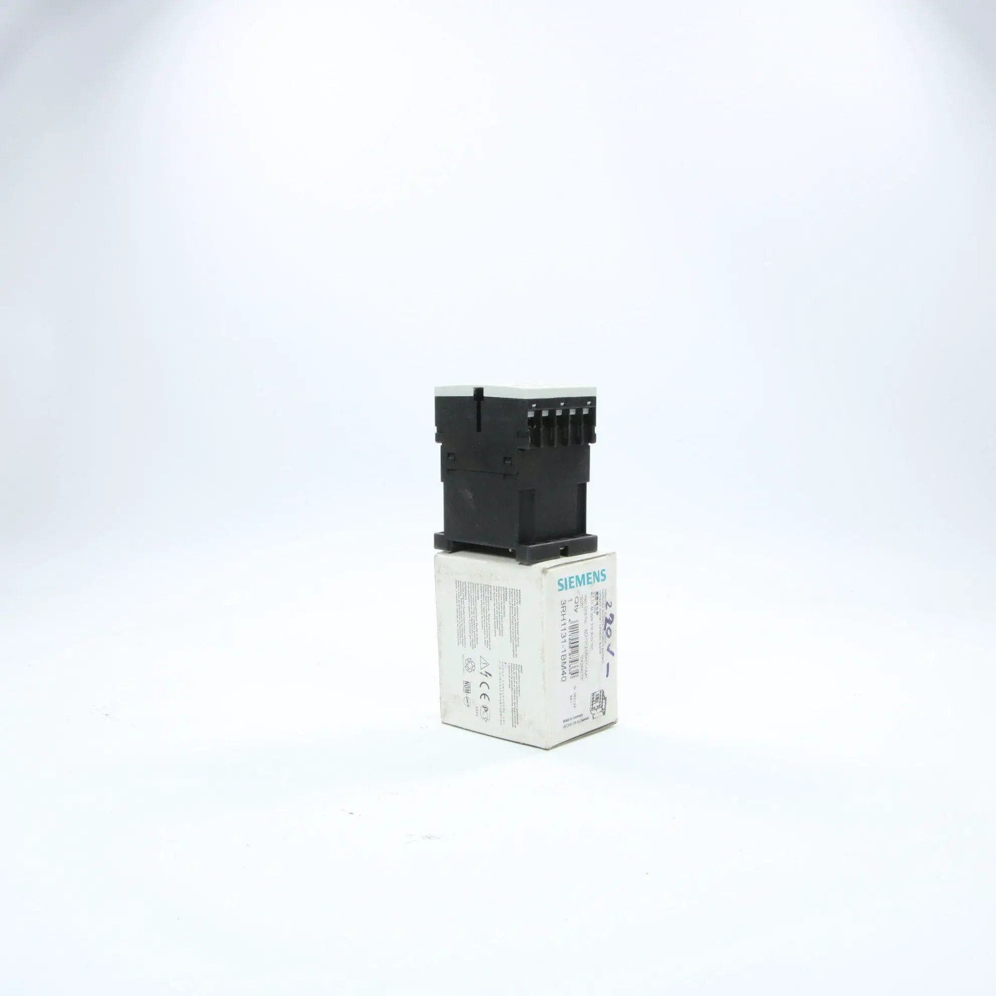 SIEMENS Relay 3RH11.31-1BM40