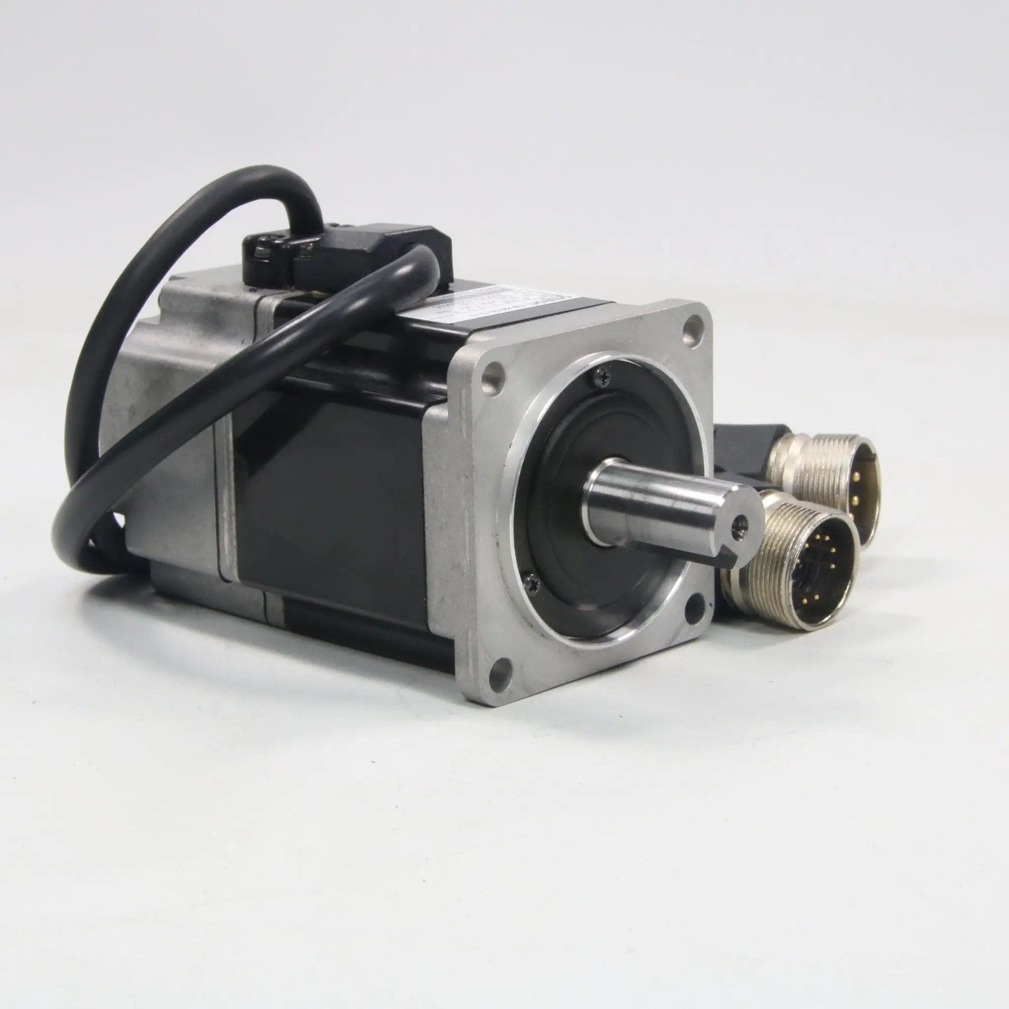Omron R7M-A20030-S1-D Servo Motor