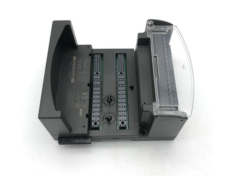 Spring-Style I/O Carrier, VersaMax, 32 Points, 36 Terminals