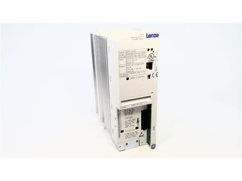 8200 vector AC drive, 0.75 kW, 1‑phase 200–240 V, built‑in EMC filter