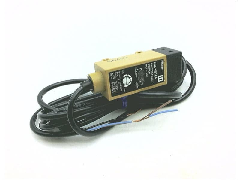 OMRON E3S-VS1E4