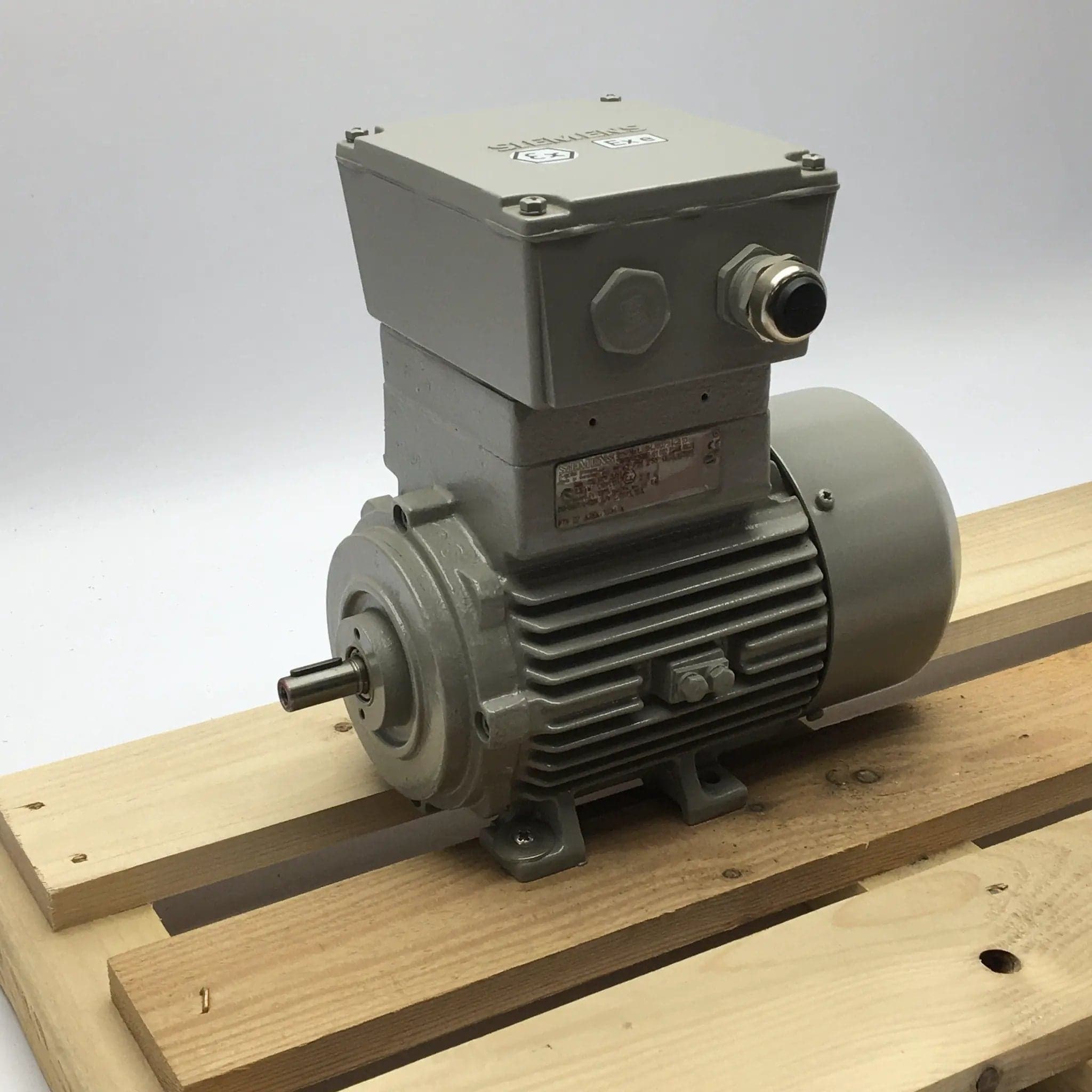 Siemens 1 MJ6073-4CB10